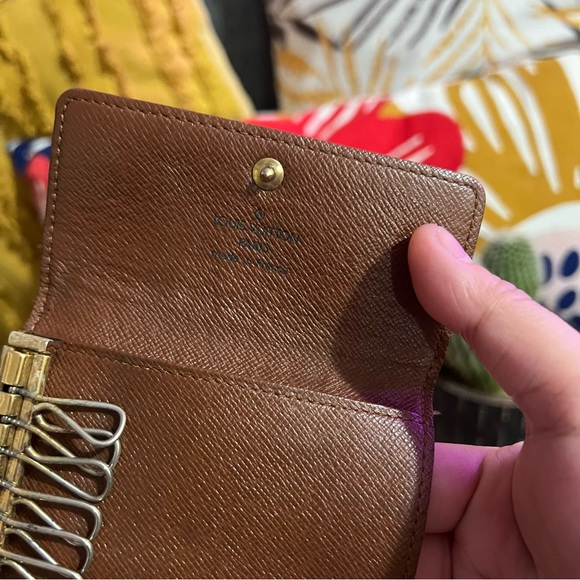 SOLD Louis Vuitton 6 Keyholder Monogram - Picture 6 of 8